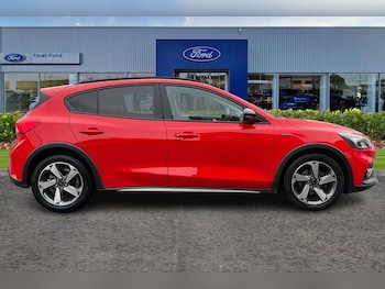 Used Ford Focus 2022 for sale - 76452914: Photo