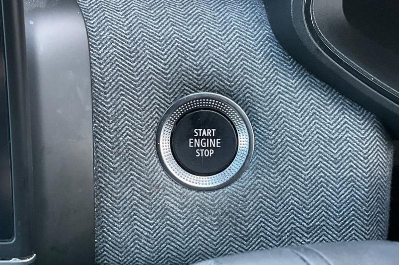 Used Renault Clio 2023 for sale - 76621523: Photo 28