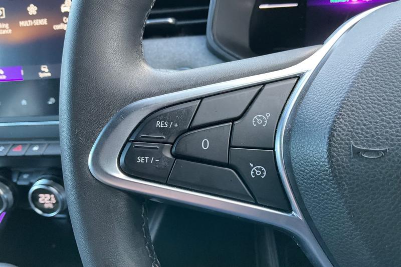 Used Renault Clio 2023 for sale - 76621523: Photo 29