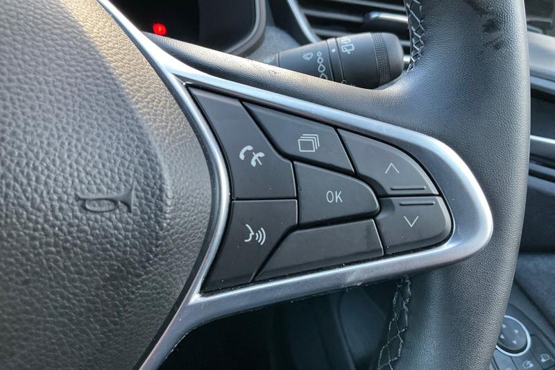 Used Renault Clio 2023 for sale - 76621523: Photo 30