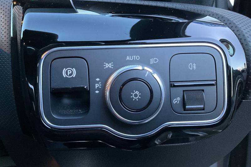 Used Mercedes-Benz A-Class 2020 for sale - 76690879: Photo 33