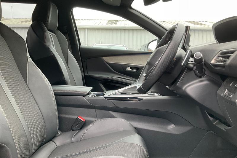 Used Peugeot 5008 2024 for sale - 76184464: Photo 17