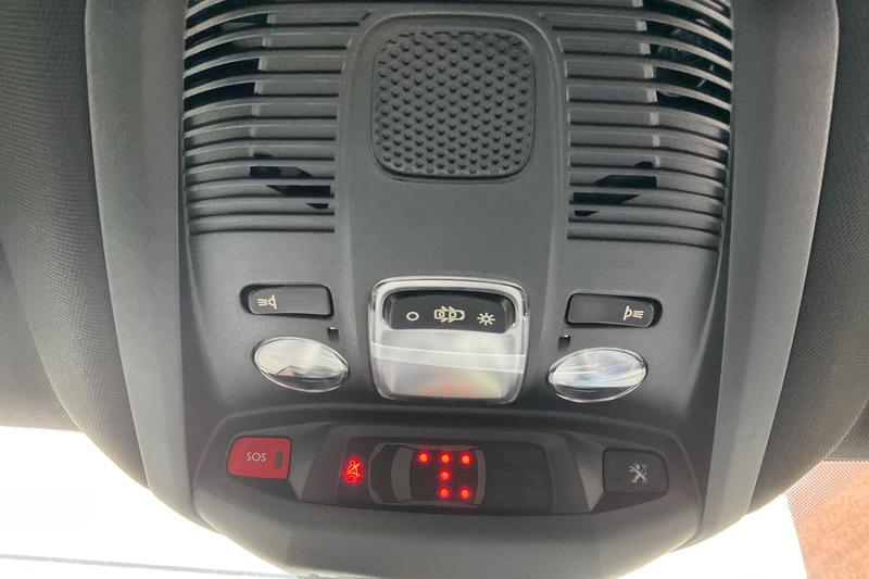Used Peugeot 5008 2024 for sale - 76184464: Photo 35
