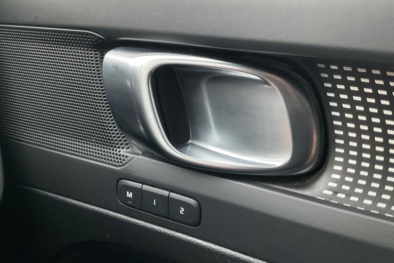 Used Volvo XC40 2020 for sale - 77551417: Photo 33