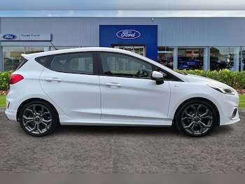 Used Ford Fiesta 2019 for sale - 77813064: Photo