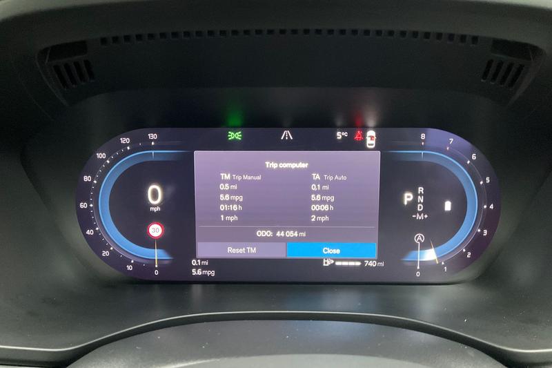 Used Volvo XC60 2023 for sale - 77592832: Photo 13