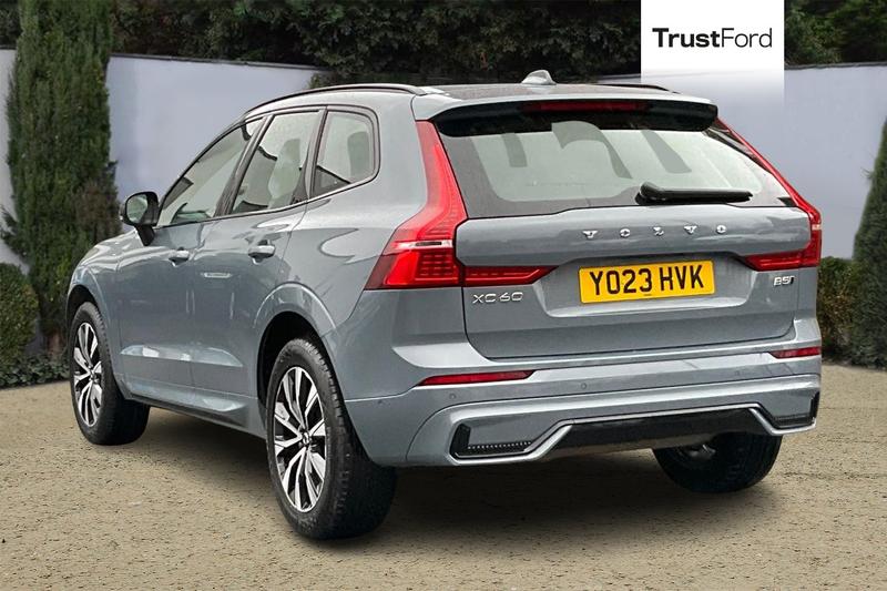 Used Volvo XC60 2023 for sale - 77592832: Photo 2