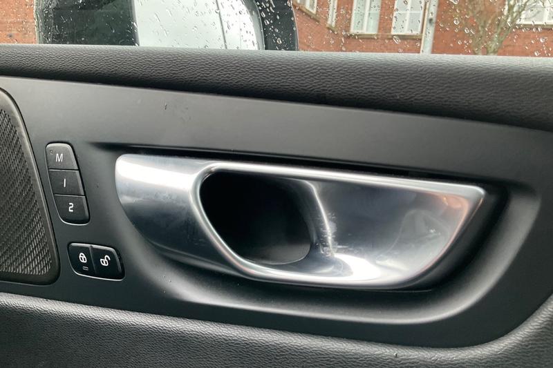 Used Volvo XC60 2023 for sale - 77592832: Photo 31