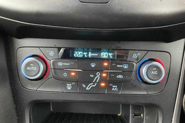 Used Ford Focus 2018 for sale - 76302726: Photo 29