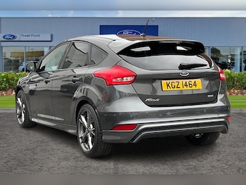 Used Ford Focus 2018 for sale - 76302726: Photo 2