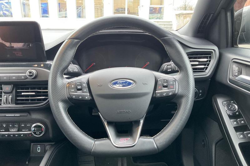 Used Ford Focus 2020 for sale - 77653720: Photo 12