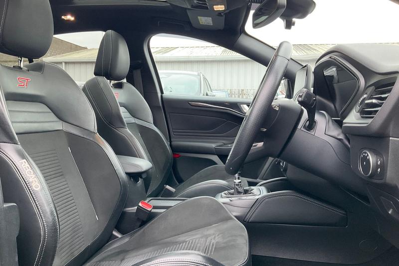 Used Ford Focus 2020 for sale - 77653720: Photo 17