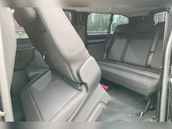 Used Vauxhall Vivaro Life 2023 for sale - 79442562: Photo