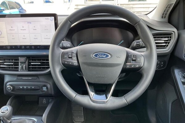 Used Ford Focus 2023 for sale - 72234882: Photo 12