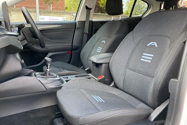 Used Ford Focus 2023 for sale - 72234882: Photo 19