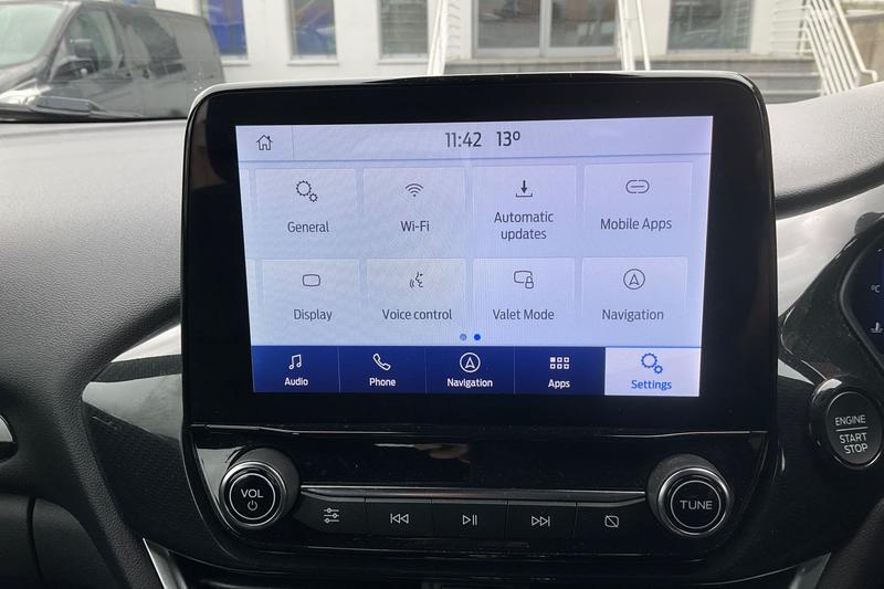 Vehicle 28