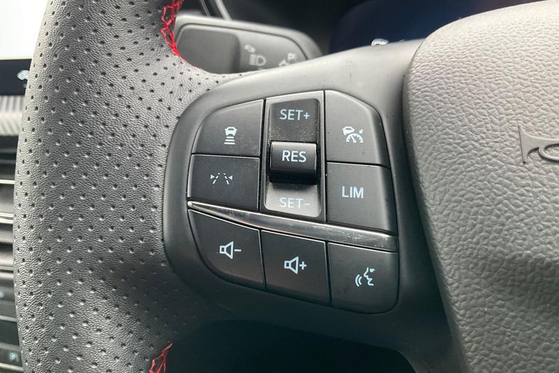 Used Ford Kuga 2025 for sale - 77649964: Photo 33