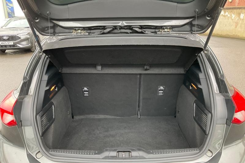 Used Ford Focus 2018 for sale - 77770415: Photo 21