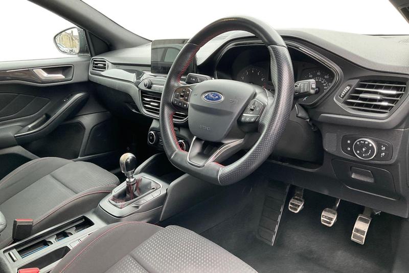 Used Ford Focus 2018 for sale - 77770415: Photo 9