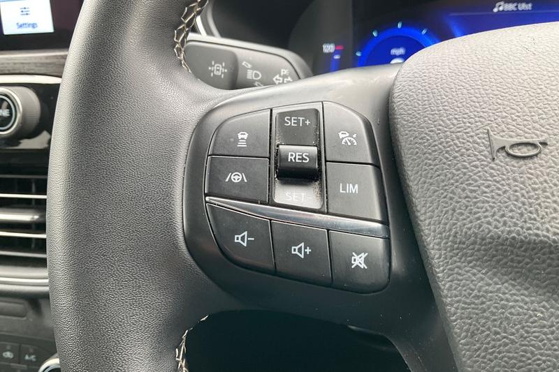 Used Ford Kuga 2022 for sale - 76196437: Photo 32
