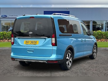 Used Ford Tourneo Connect 2023 for sale - 78240164: Photo