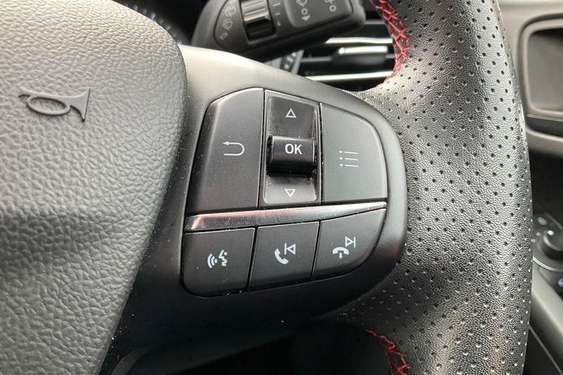 Used Ford Focus 2023 for sale - 76797062: Photo 31