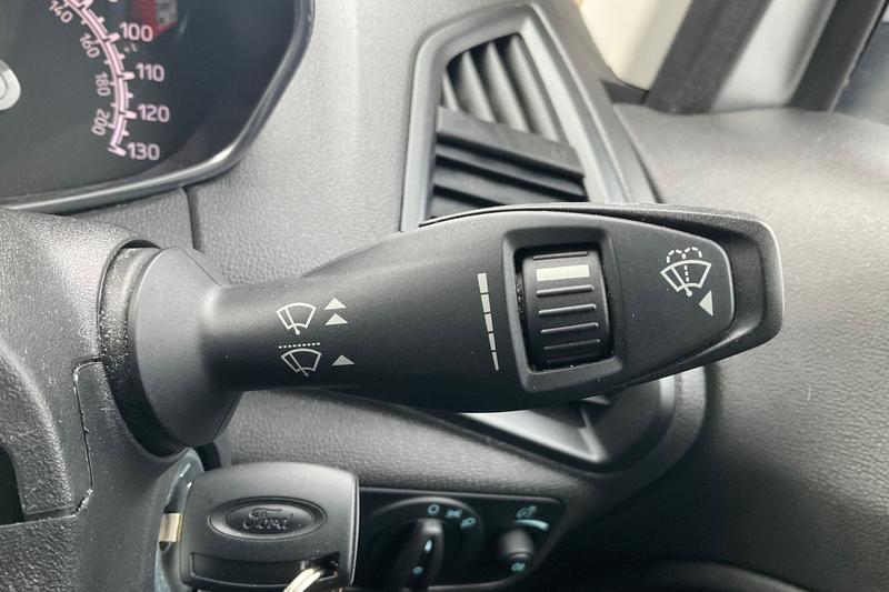 Used Ford Ecosport 2017 for sale - 76971962: Photo 15