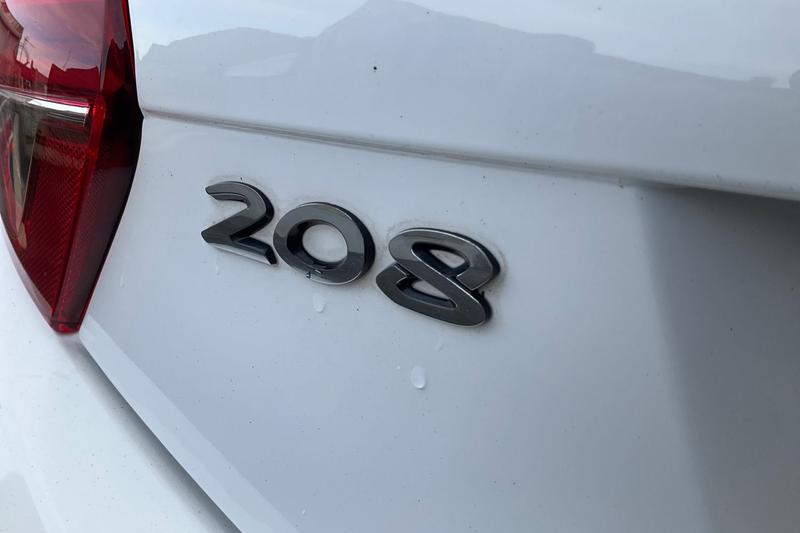 Used Peugeot 208 2016 for sale - 77848727: Photo 38