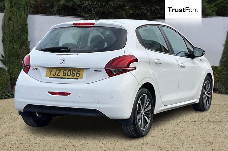 Used Peugeot 208 2016 for sale - 77848727: Photo 4