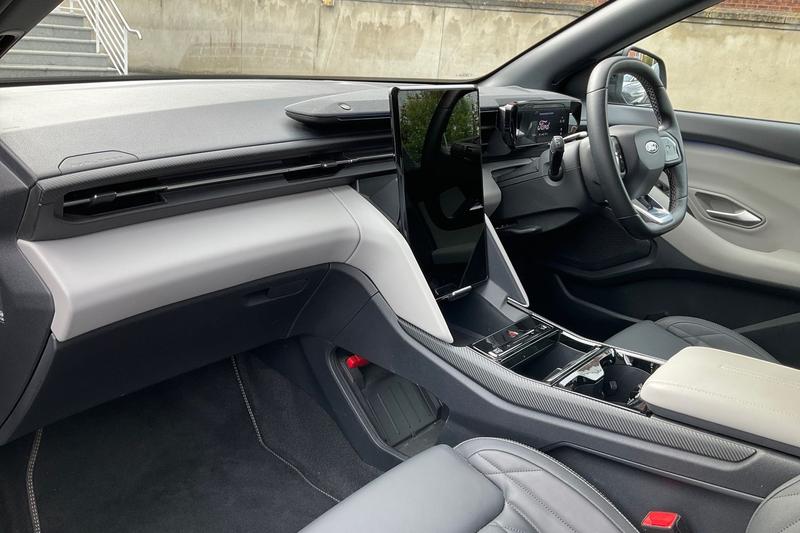 Used Ford Explorer 2024 for sale - 76028130: Photo 18