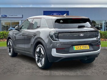 Used Ford Explorer 2024 for sale - 76028130: Photo 2