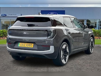 Used Ford Explorer 2024 for sale - 76028130: Photo 4