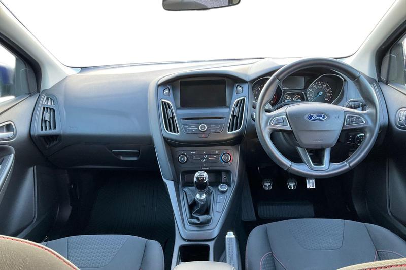 Used Ford Focus 2015 for sale - 77176389: Photo 10