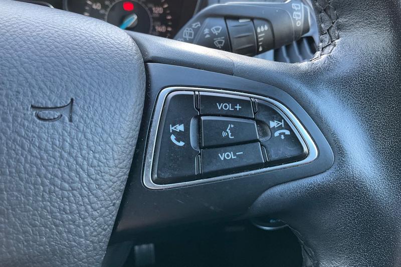 Used Ford Focus 2015 for sale - 77176389: Photo 30