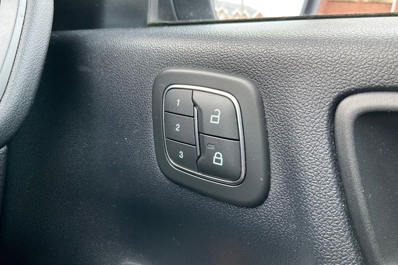 Used Ford Kuga 2022 for sale - 76389603: Photo 35