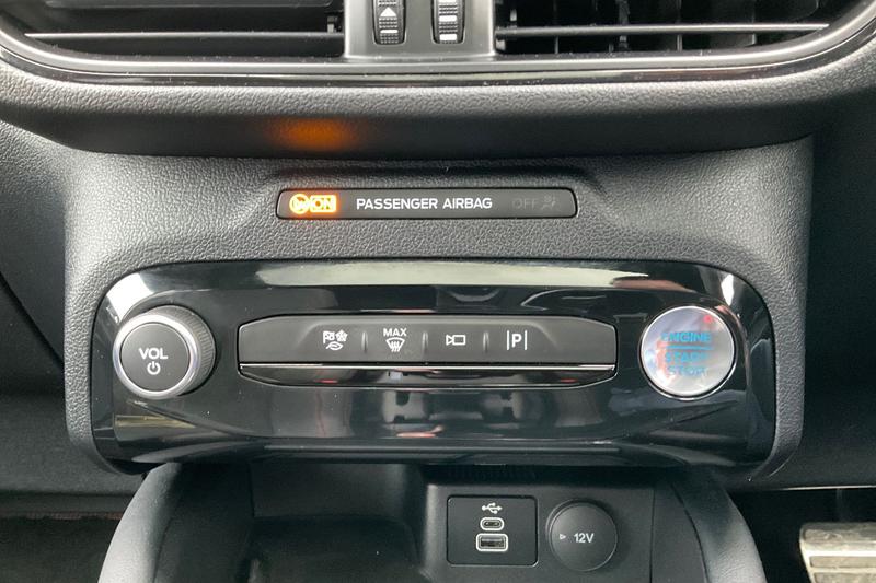 Used Ford Kuga 2025 for sale - 77653704: Photo 31