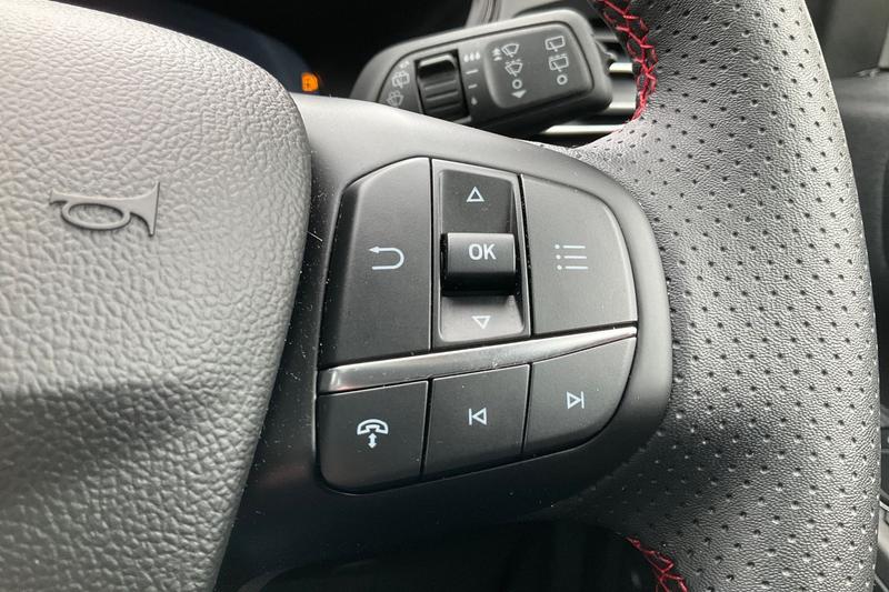 Used Ford Kuga 2025 for sale - 77653704: Photo 35