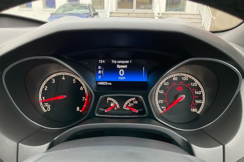 Used Ford Focus 2015 for sale - 76730137: Photo 13