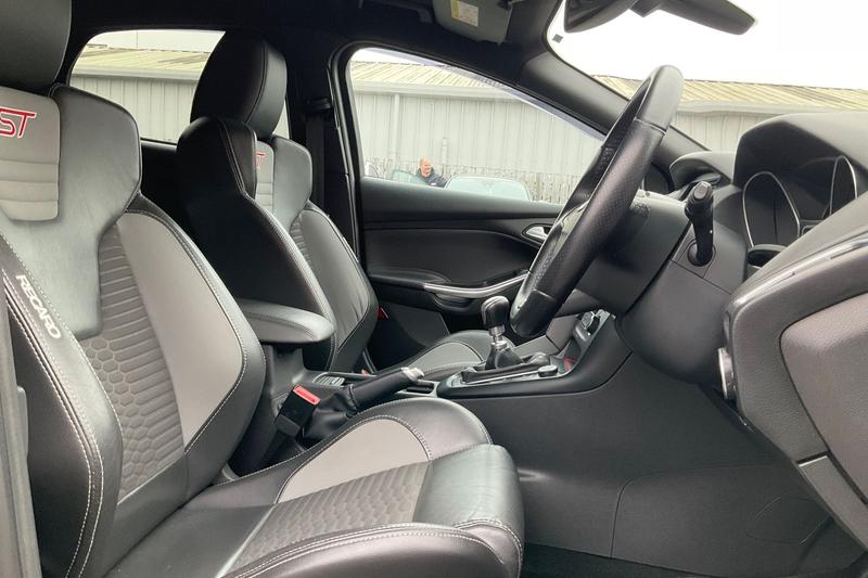 Used Ford Focus 2015 for sale - 76730137: Photo 17