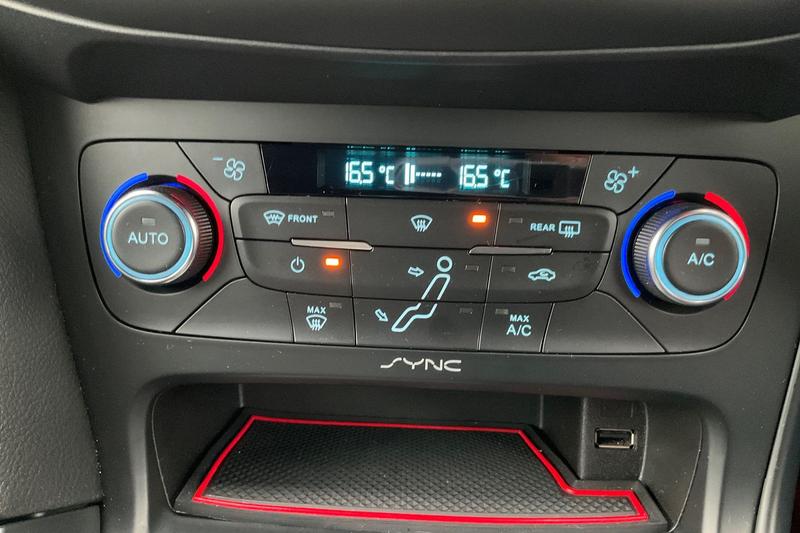 Used Ford Focus 2015 for sale - 76730137: Photo 26