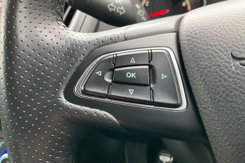 Used Ford Focus 2015 for sale - 76730137: Photo 31