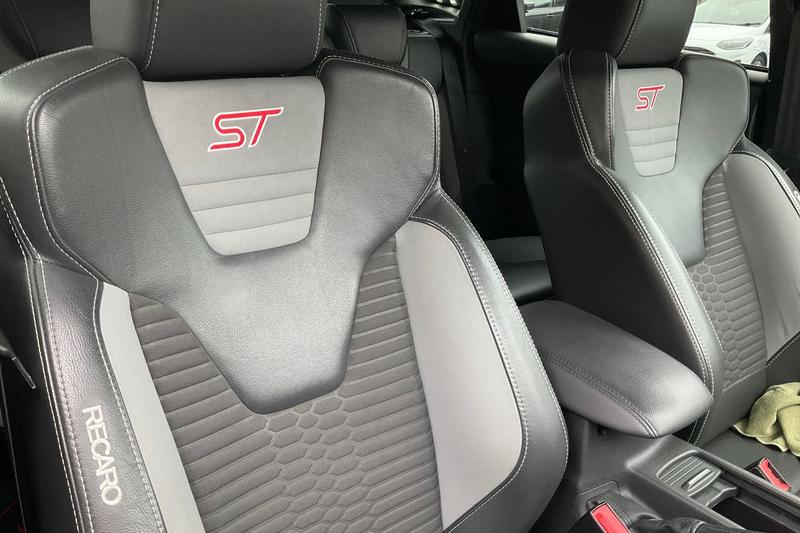 Used Ford Focus 2015 for sale - 76730137: Photo 34