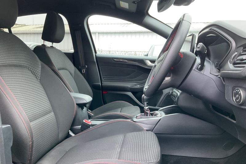 Used Ford Focus 2023 for sale - 77834405: Photo 17