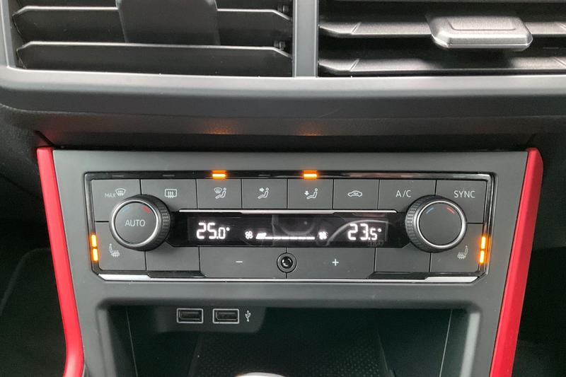 Used Volkswagen Polo for sale - 77176403: Photo 28