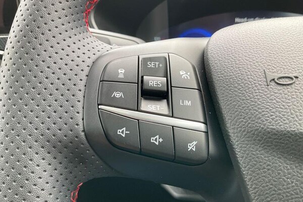 Used Ford Kuga 2023 for sale - 76202182: Photo 34