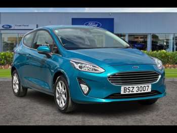1.1 Zetec 3dr*APPLE CARPLAY - LANE ASSIST - ELECTIC WINDOWS & MIRRORS - SPE