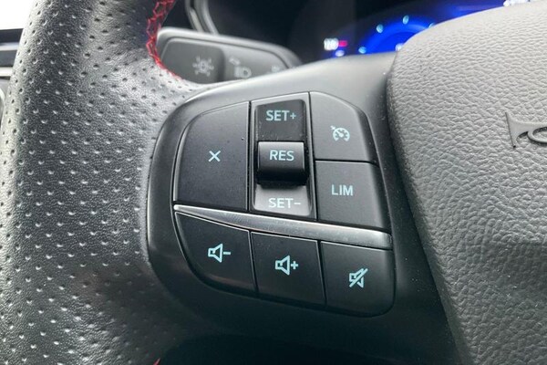 Used Ford Kuga 2021 for sale - 76290370: Photo 34