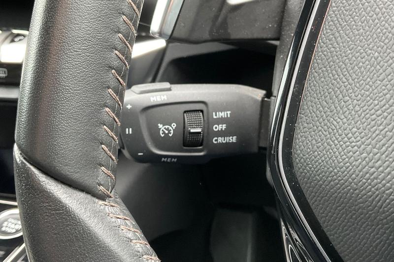Used Peugeot 5008 2023 for sale - 76104827: Photo 29