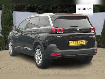 Used Peugeot 5008 2023 for sale - 76104827: Photo 2