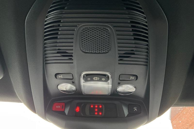 Used Peugeot 5008 2023 for sale - 76104827: Photo 33